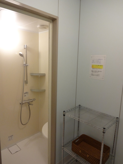 シャワーブース